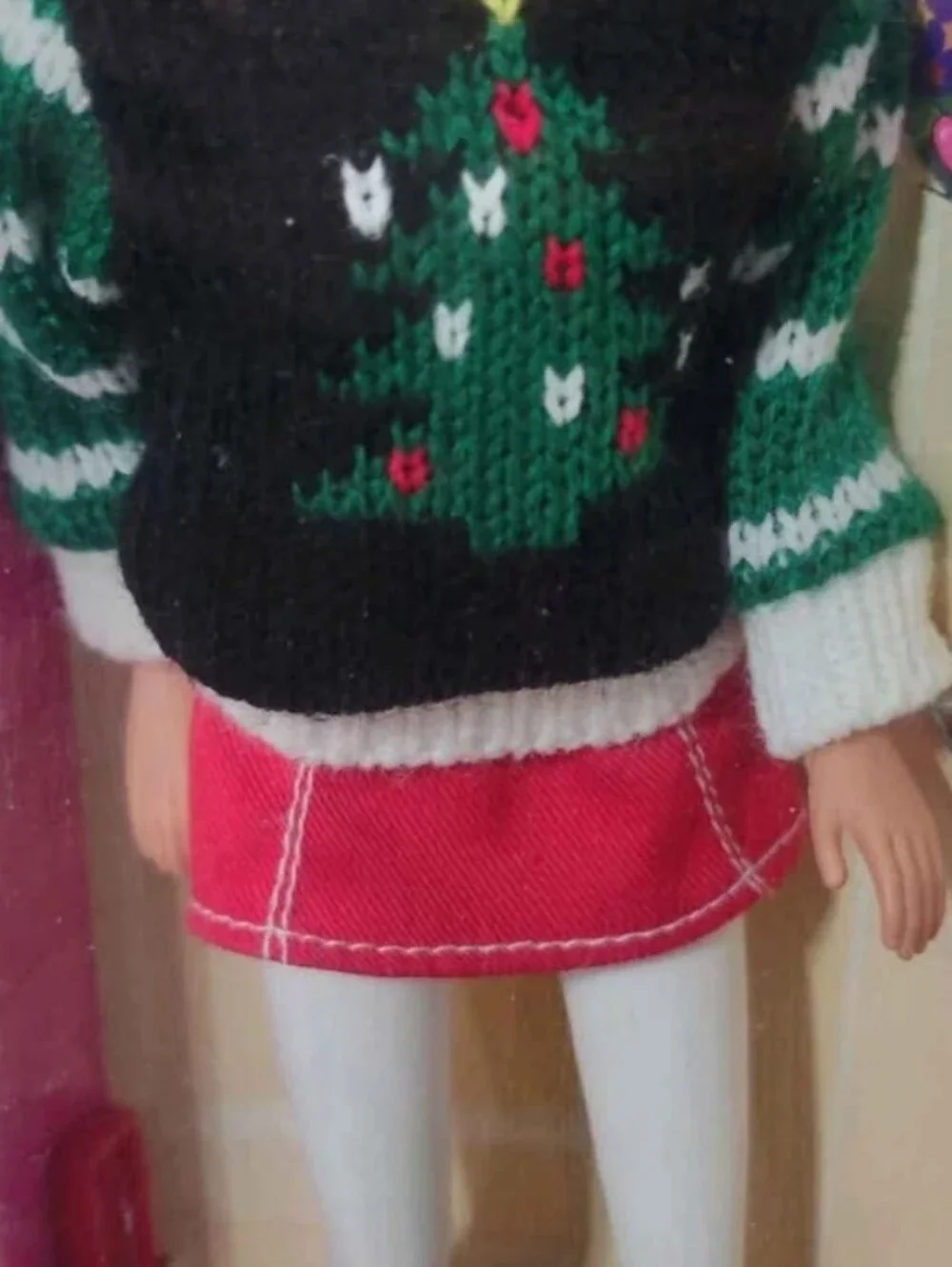 1996 Holiday Season Special Edition Barbie NRFB